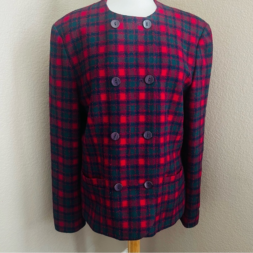 Vintage Pendleton wool jacket womens 16 Tall.
Made in USA.